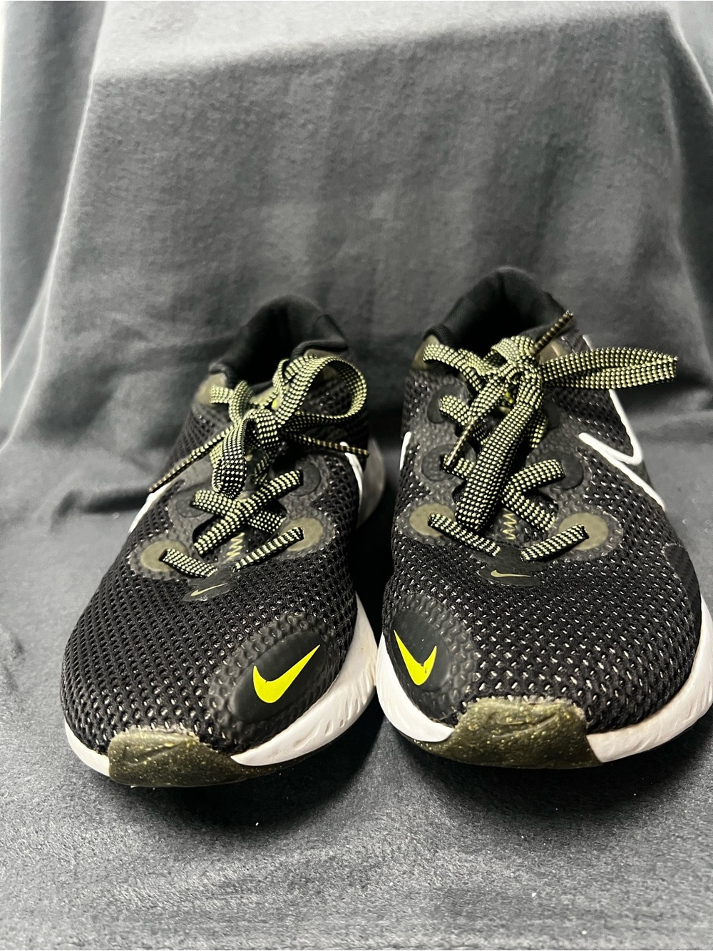 Nike Black and green/Neon Yellow Mesh Athletic Sneakers